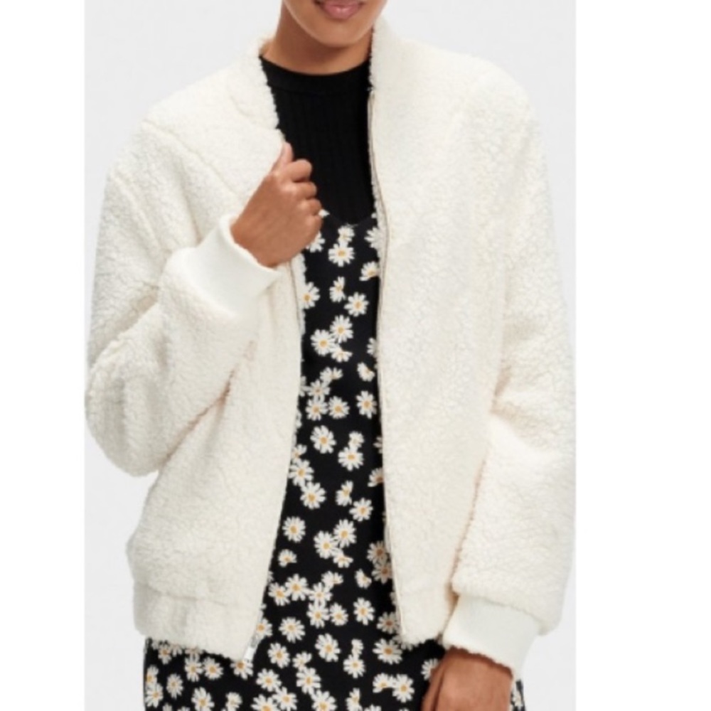 UGG Cream Annalise Teddy Jacket - Picture 8 of 8